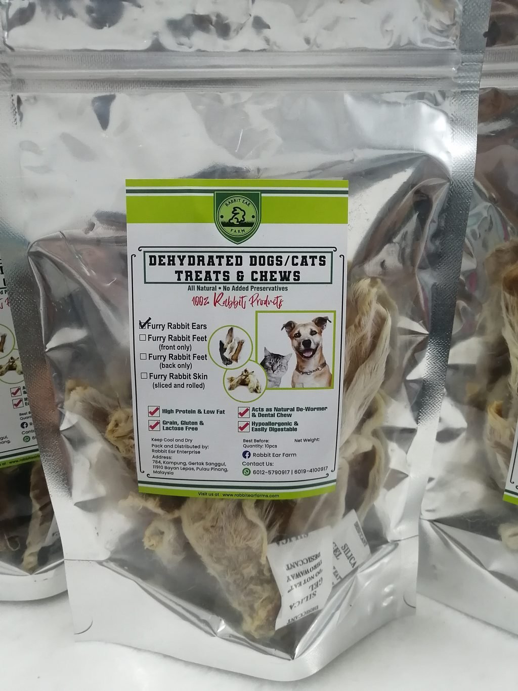 Dehydrated Furry Rabbit Ear For Dogs and cats Treats and Chews.
